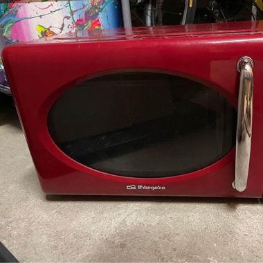 Red Microwave - Gently Used, Excellent Condition