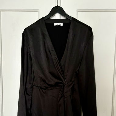 Verkaufe Edited Kleid Grösse 40