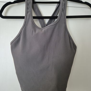 Top sportivo AMARI