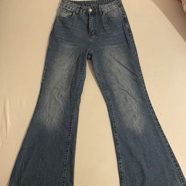 Flared Jeans