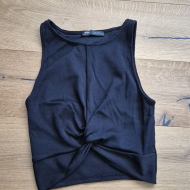 Schwarzes Crop-Top von Pull&Bear