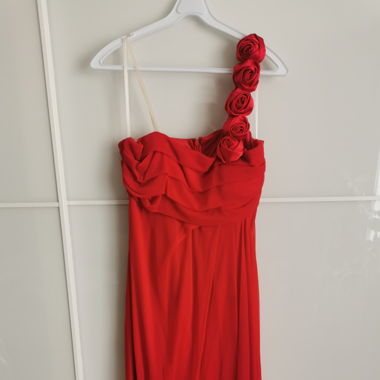 Rotes Abendkleid