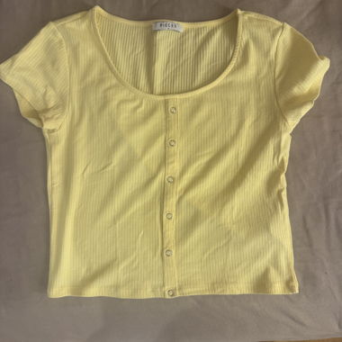 Yellow T‑Shirt