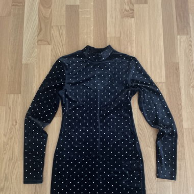 sparkling black dress