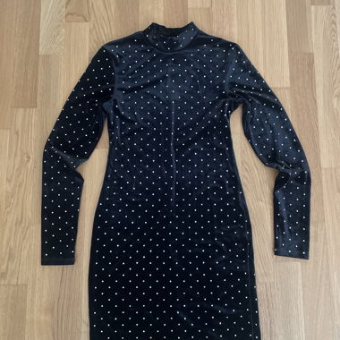 sparkling black dress