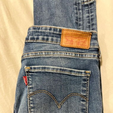 Levis Jeans W30