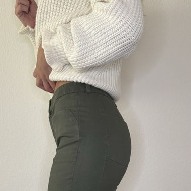 Beschichtete kahki Drykorn Hose