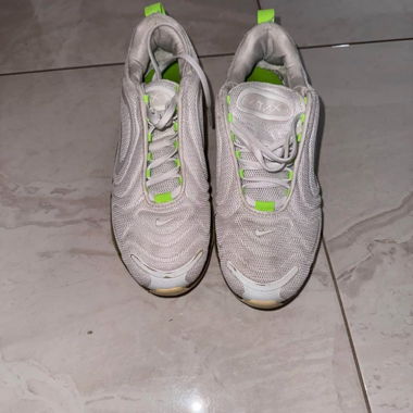 Nike Air Max 720 bianche e verde fluo