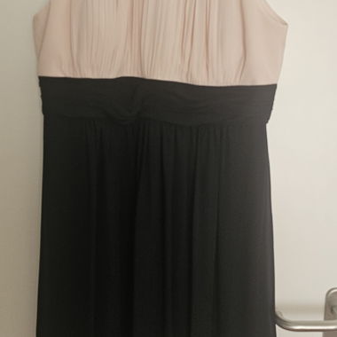 Robe de cocktail noir et rose