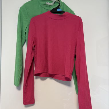 Long-Sleeve Crop Top