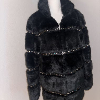 Luxuriöse Jacke mit Strass 