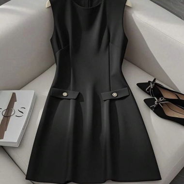 Robe noire en A