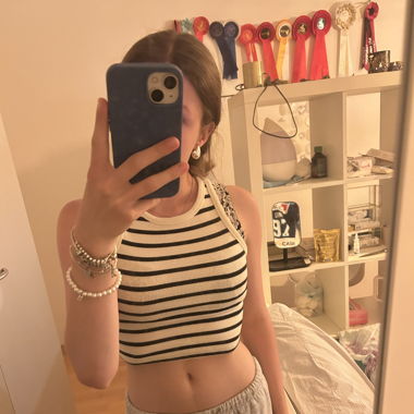 3 Tanktops