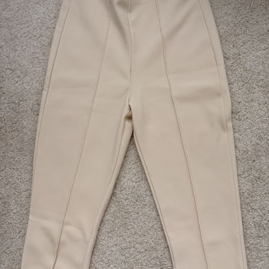 Pantaloni beige Zara
