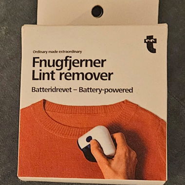 Lint remover flying tiger