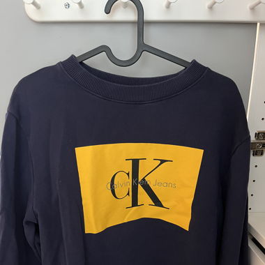 Pull Calvin Klein
