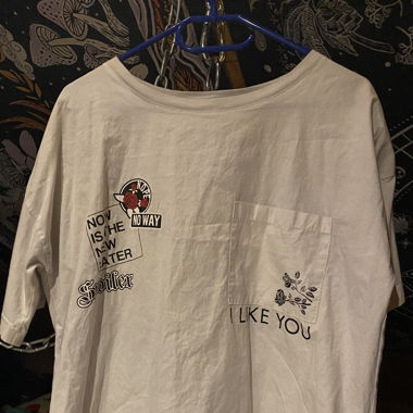 Bedrucktes weisses shirt