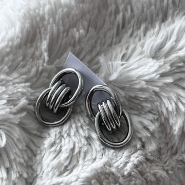 Boucle d’oreille 