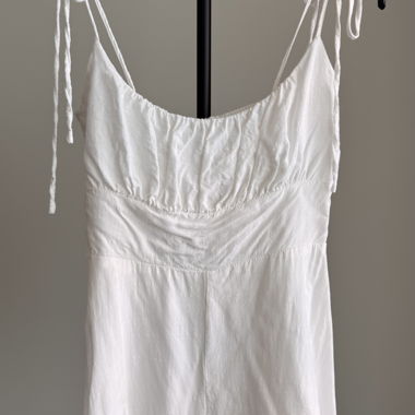 Salopette Estiva Bianca « Urban Outfitters »