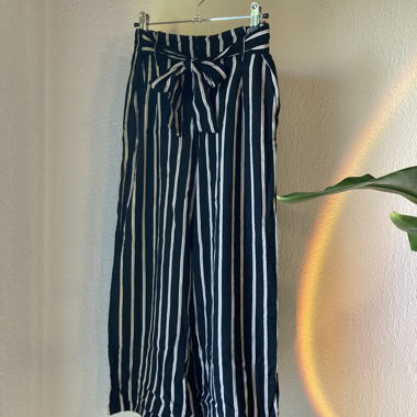 Gestreifte Hose
