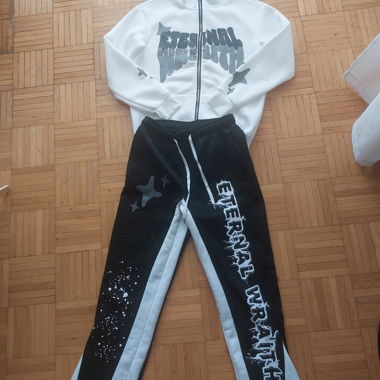 Hoodie und Jogger Set