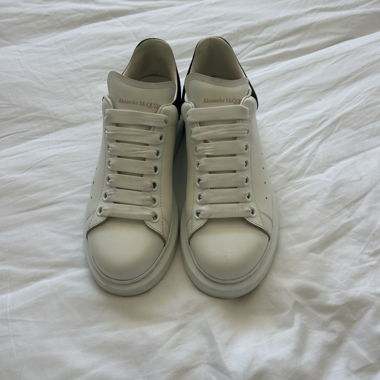 Alexander McQueen Sneaker