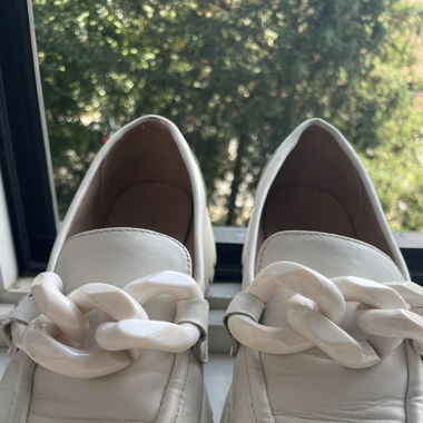 cream plateform loafers 