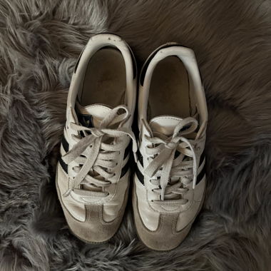 Adidas Sambas