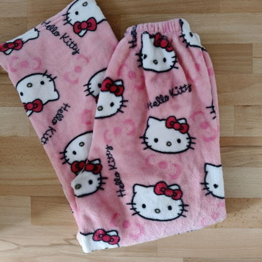 Pantaloni in pile Hello Kitty