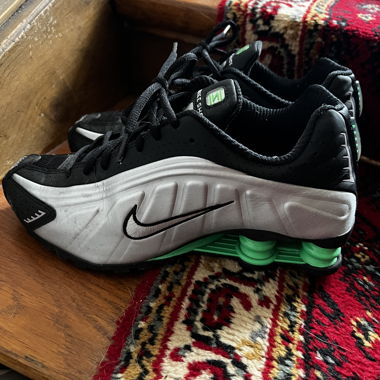 Nike Shox Sneaker
