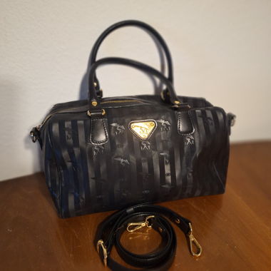 Maison Mollerus Vinerus Handbag