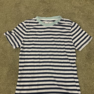 gestreiftes T-Shirt