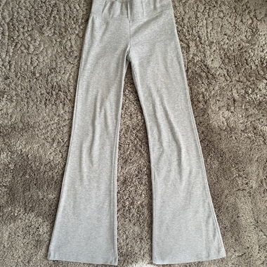 Pantaloni a zampa d'elefante