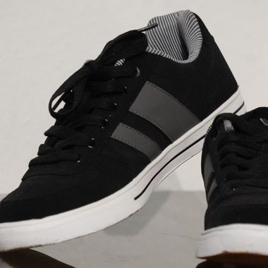 Vty Sneakers Black Size 42 - Very Good