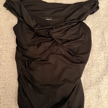 Top nero arricciato Gina Tricot