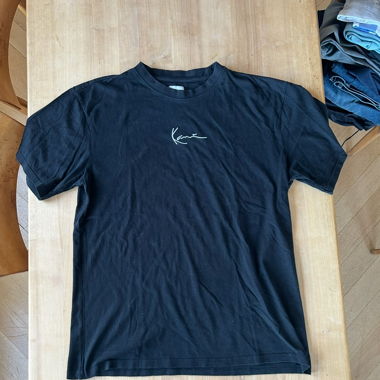 Karl Kani Shirt in Schwarz