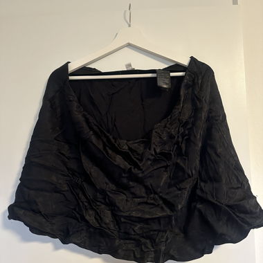 shiny black mini skirt
