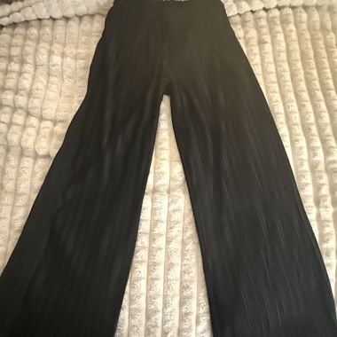 Wide trousers