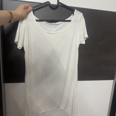 T-shirt bianca da donna