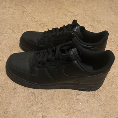 Black nike air force