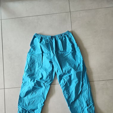Lockere Hose