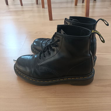 Stivali neri Dr. Martens