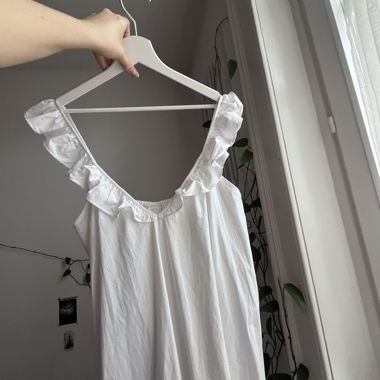 flowy dress