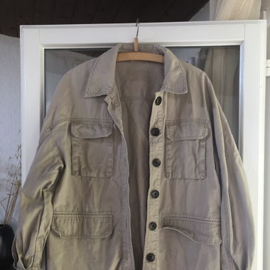 Beige spring jacket 