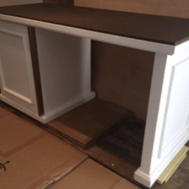 Schreibtisch mit echtem Leder und Schrank