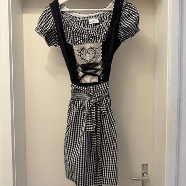 Black Dirndl Marjo incl. apron & blouse