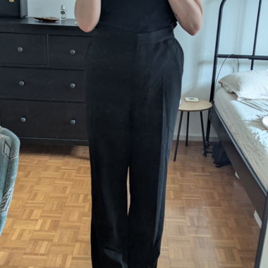 Pantaloni Coralia neri Jan n June