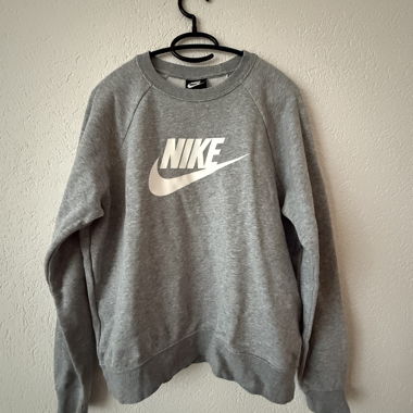 Nike Sweatshirt