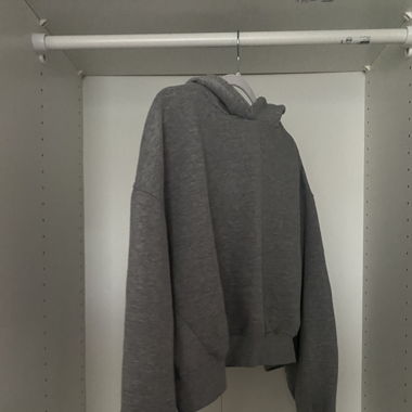 Pull à capuche/ sweat gris Pull&bear croptop 