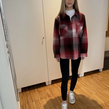 Karierte Hemd rot-schwarz